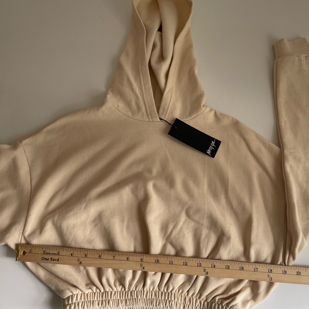 Cropped Cream Hoodie By‎ Nastygal 0 - Picture 6 of 8